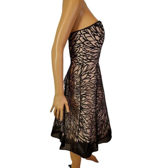 White House Black Market Strapless Dress (Size 4) - Picture 2 of 8